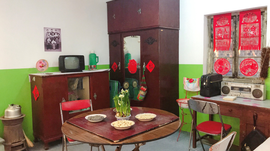 穿越回8090年代体验30年前家里过新年的感觉