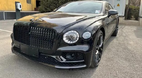 23款宾利飞驰黑武士经典配色现车报价