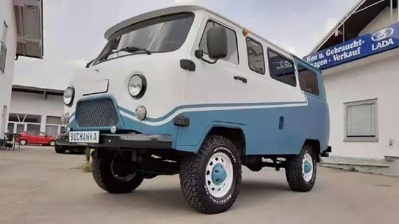 2021款瓦滋旅行者国六七座售价2088万