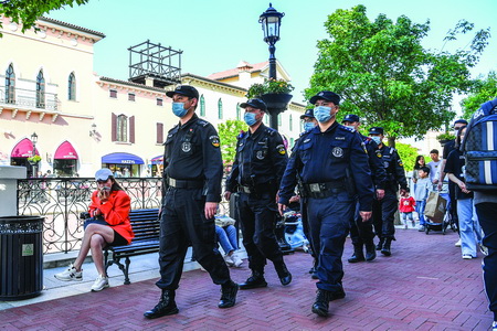 假期期间本市社会大局稳定治安秩序良好