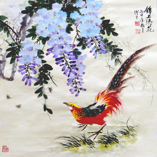 "锦"字有色彩鲜明华丽的含义,本作品"锦上添花"以锦鸡为主题作画,取