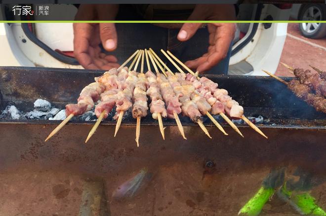 自驾草原天路 见证最后的秋天童话