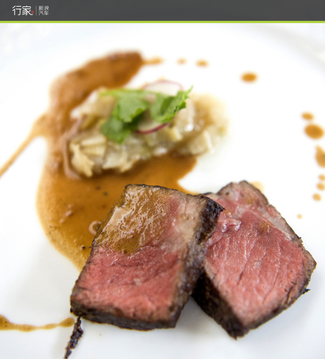 行家：高气质美女带您逛胡同品美食