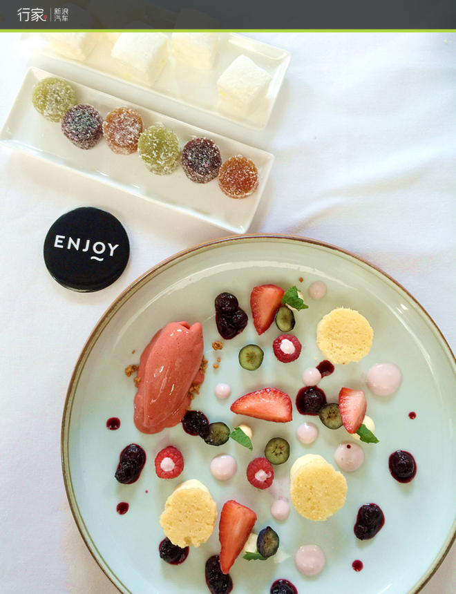 行家：高气质美女带您逛胡同品美食