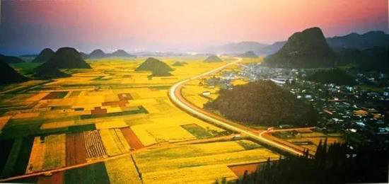 还盼着冬天逝去？自驾2月最美油菜花田吧