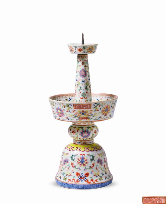 8#8 清乾隆 粉彩莲托八宝纹烛台