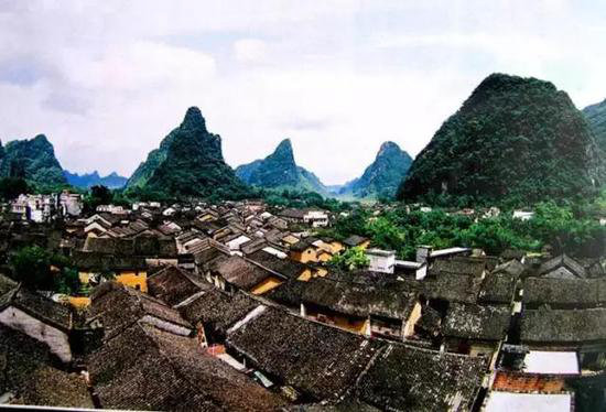 陪着爱人，自驾完这几座古镇，此生完美！