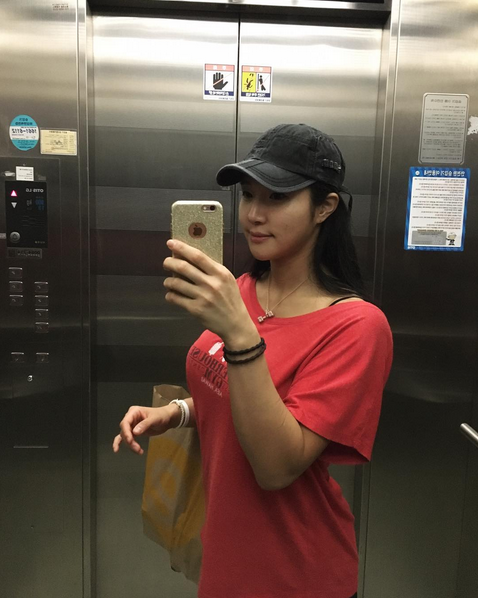 韩国金刚芭比李艺琳:健身女王身材颜值逆天翘臀撩人