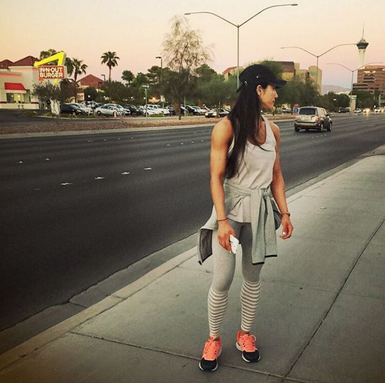 韩国金刚芭比李艺琳:健身女王身材颜值逆天翘臀撩人