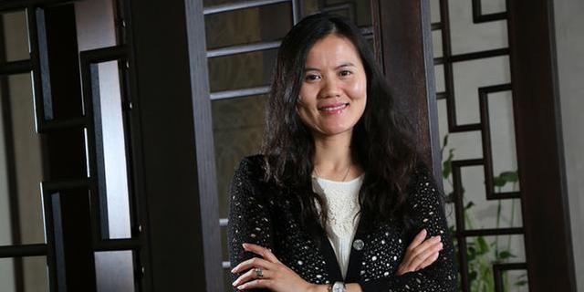 中国最有权最有钱的5个女人都是谁？老干妈排不上