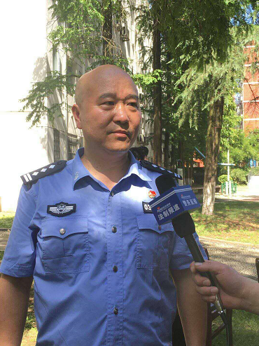 株洲董家段公安分局党委书记,局长谢永忠接受媒体采访