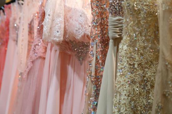 LACHARRI 礼服细节