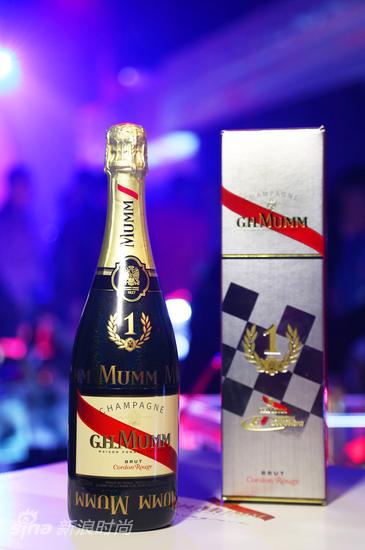 玛姆香槟推出f1新装