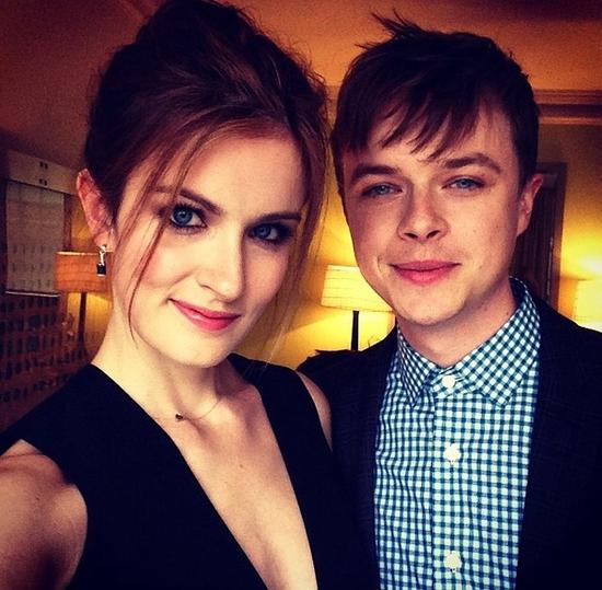 dane dehaan与妻子合照