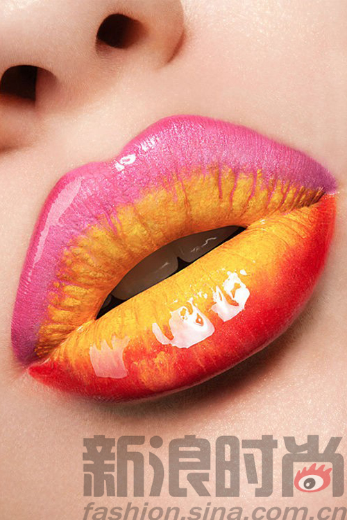 舔嘴唇咬唇会导致发炎