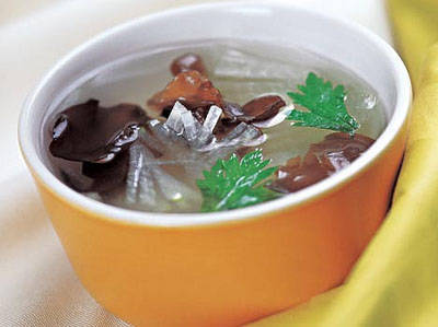 自制魔芋海带瘦身汤 快速燃脂甩掉"大肚子"(2)