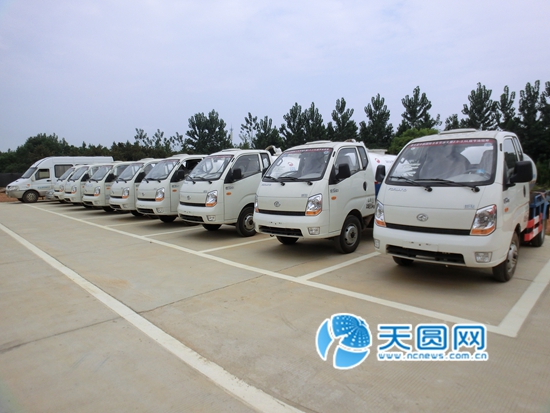 统一收运的餐厨垃圾车