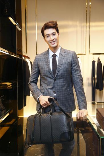 > 正文  本次长春卓展时装周较之往届更为流光溢彩,不仅力邀女神