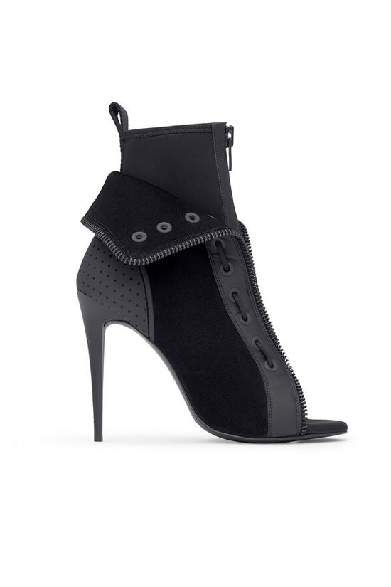 alexander wang x h&m 今晨纽约开秀