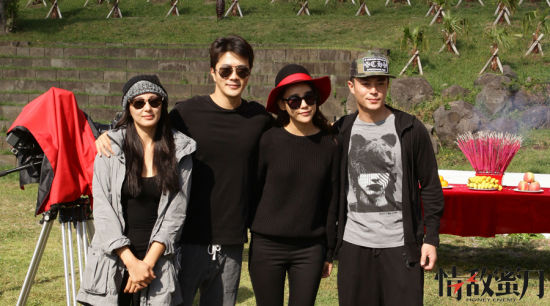 权相佑,张雨绮,霍建华,施予斐权相佑,张雨绮新浪娱乐讯 由《野蛮女友