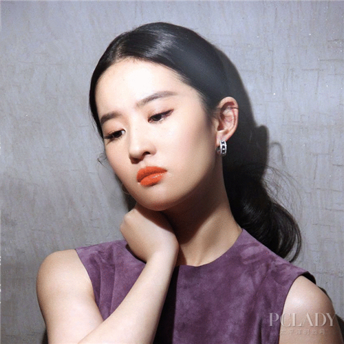 刘亦菲郑智薰上演浪漫爱情