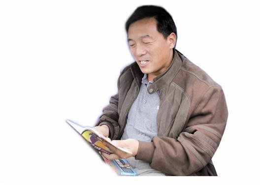 襄阳最牛的哥没跨出过国门 能说八门外语(图)