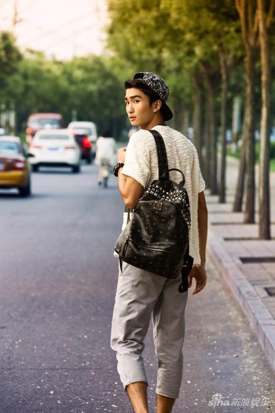 张阳阳《关于青春》首播 唱出内心独白|张阳阳|关于青春|回家路上_新浪娱乐_新浪网