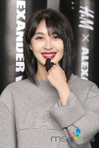 李菲儿&胡杏儿浓妆亮相