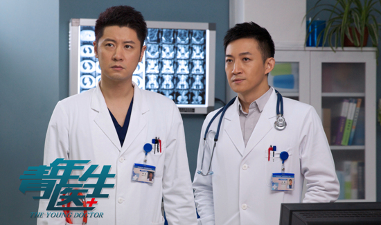 《青年医生》任重和王阳是高年资医生