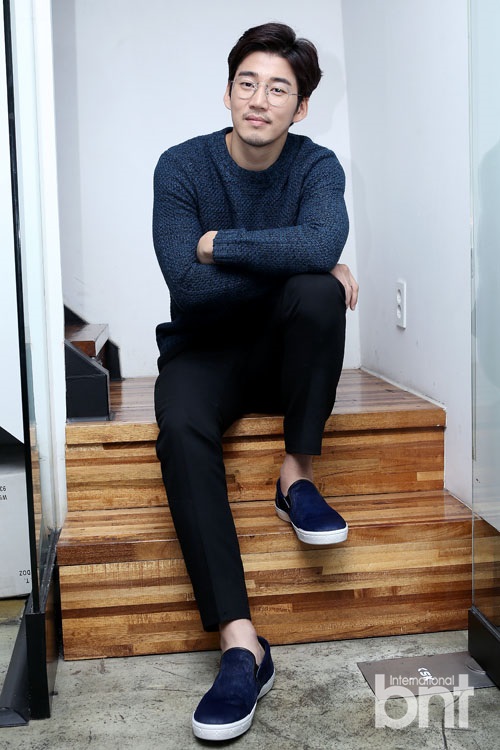 韩国演员尹启相我想作为演员活着