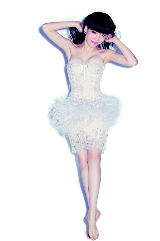 吴莫愁发公益单曲鼓励艾滋患者走出阴霾