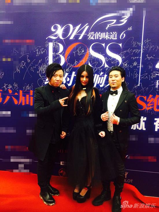 小爱与花儿乐队