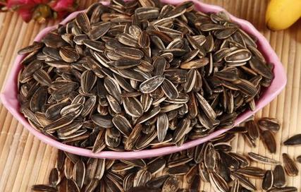 发霉发苦瓜子易致癌 食物透露的5大癌变信号(5)