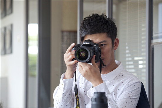 剧中芦芳生出演文艺青年