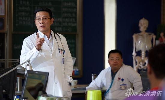 电视剧《青年医生》饰演急诊室曾主任