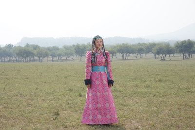 《金戈铁马》饰塔娜