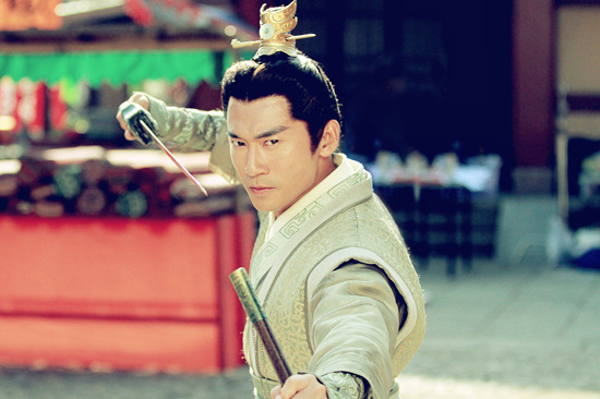 肖聪《皇甫谧传奇》首演古装英挺(图)