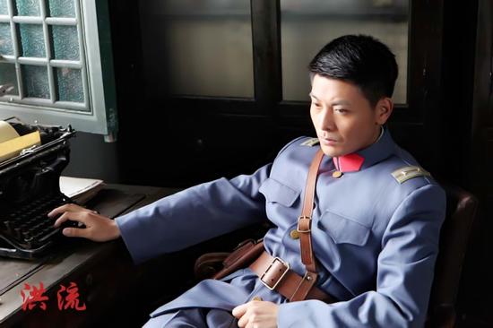 《洪流》热播 吴其江情陷孙靖宇