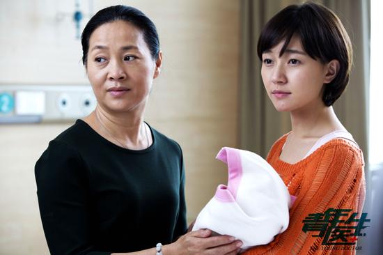 《青年医生》坚强的年轻妈妈