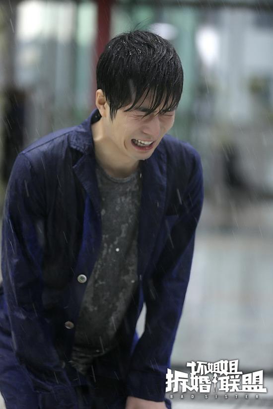 一峰与坏姐姐斗法甜蜜的黄一峰和未婚妻咖啡学员黄一峰黄一峰在音乐厅