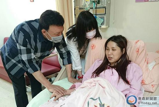 余苑绮确定罹癌后，原本吴玮伦还称不介意她生病，没想到之后就被曝出男方劈腿。