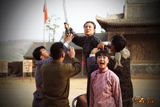 《兵出潼关》谷智鑫大刀向鬼子头上砍去