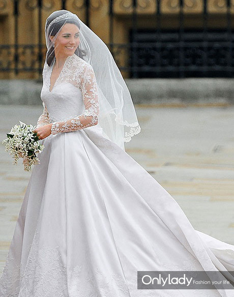 2011年,凯特王妃(kate middleton)婚纱