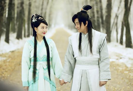 皇甫谧传奇王鸥陈浩民雪地漫步图