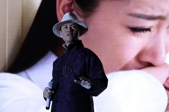 何晟铭徐子崴冀楚忱自封新"音乐三剑客"