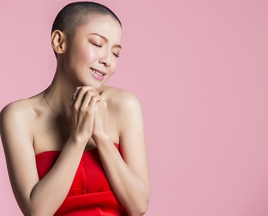 王韵壹发新单曲 爵士风格演绎圣诞暖心歌