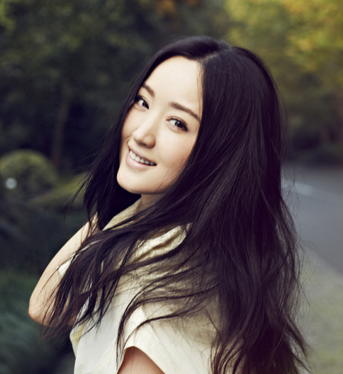 杨钰莹湖南跨年搭档小鲜肉或再当主持