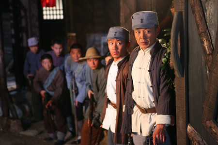 等人联合出演的抗战戏《雪鹰》正式在中央八套黄金时段收官,剧中"雪鹰