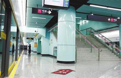 步行半分钟即可换乘13号线隆德路站长寿路站开通在即