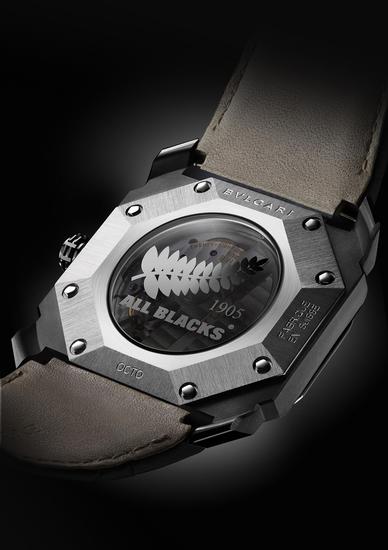 宝格丽全新octoallblacks特别版腕表